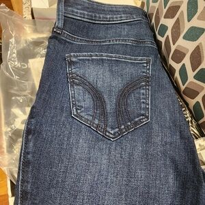 Size 9R Women's Dark Skinny Jeans